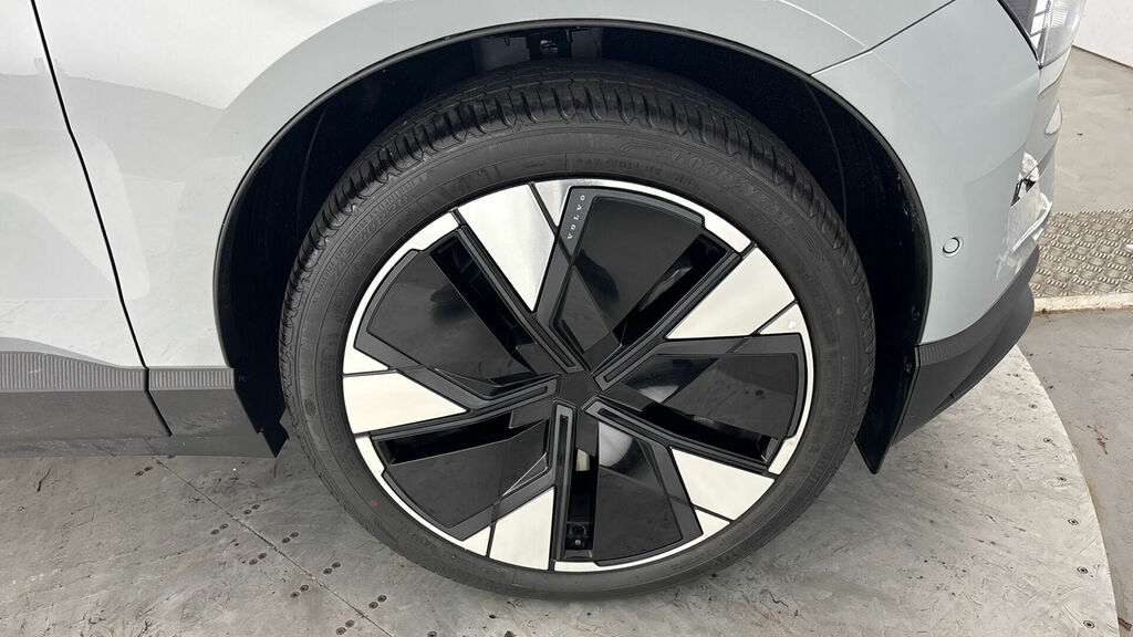 Volvo EX30 Twin Performance 69Kwh Ultra 5-Door CK26AJV Grey #5