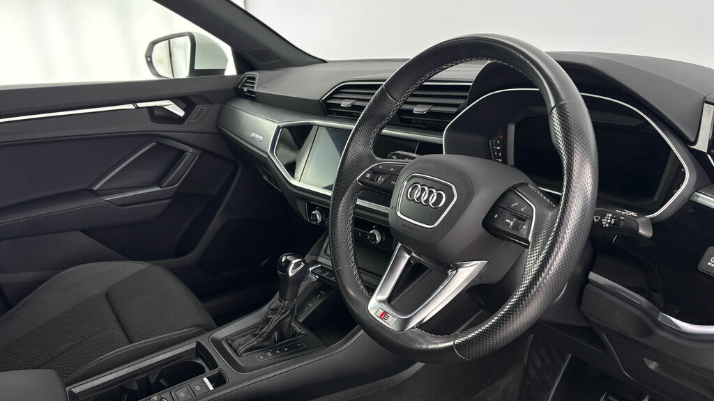 Audi Q3 2.0 Tfsi 40 S Line Sportback S Tronic Quattro Euro MJ22FXM White #6