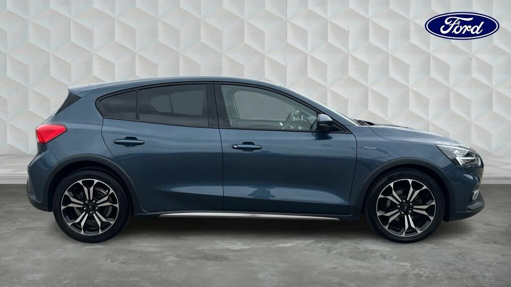 Ford Focus Ecoblue Active X Euro 6 5-Door MT70KXZ Blue #4