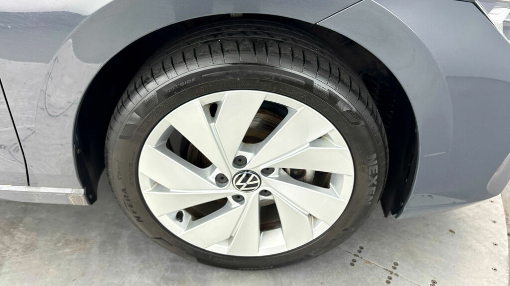 Volkswagen Golf Tsi Style Euro 6 5-Door GL25VNM Grey #5