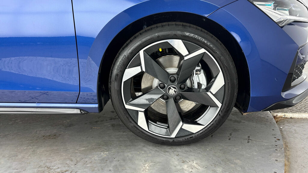 Skoda Superb 2.0 Tdi Sportline Dsg 4Wd Euro 6 5-Door Blue #5