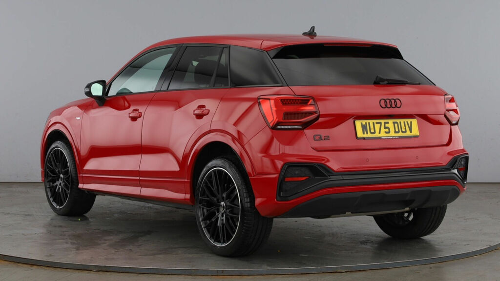 Audi Q2 Tfsi Cod 35 Black Edition S Tronic Euro 6 5-Door Red #3