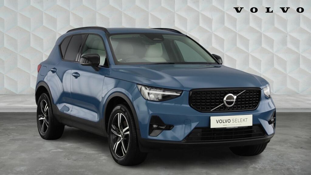 Volvo XC40 2.0 B3 Mhev Plus Dark Dct Euro 6 5-Door Blue
