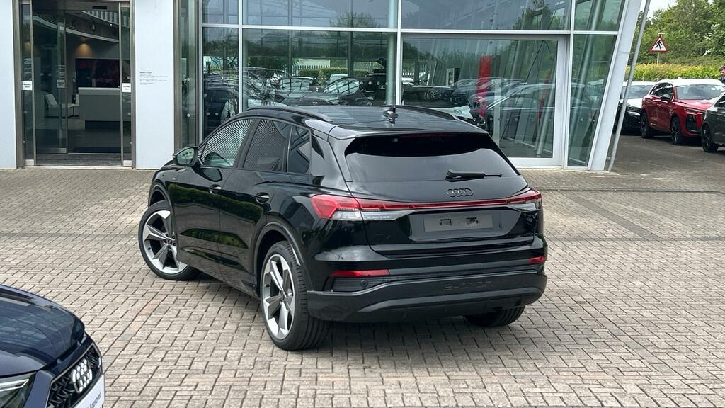 Audi Q4 E Tron 45 Black Edition 5-Door 82Kwh Black #2