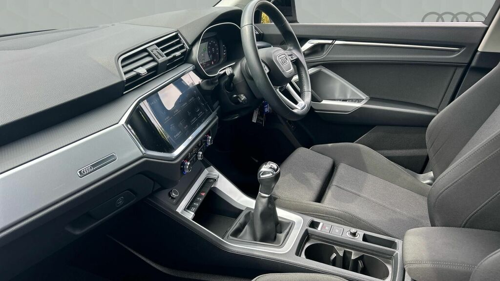 Audi Q3 Tfsi Cod 35 Sport Euro 6 5-Door WO21XYR Black #2