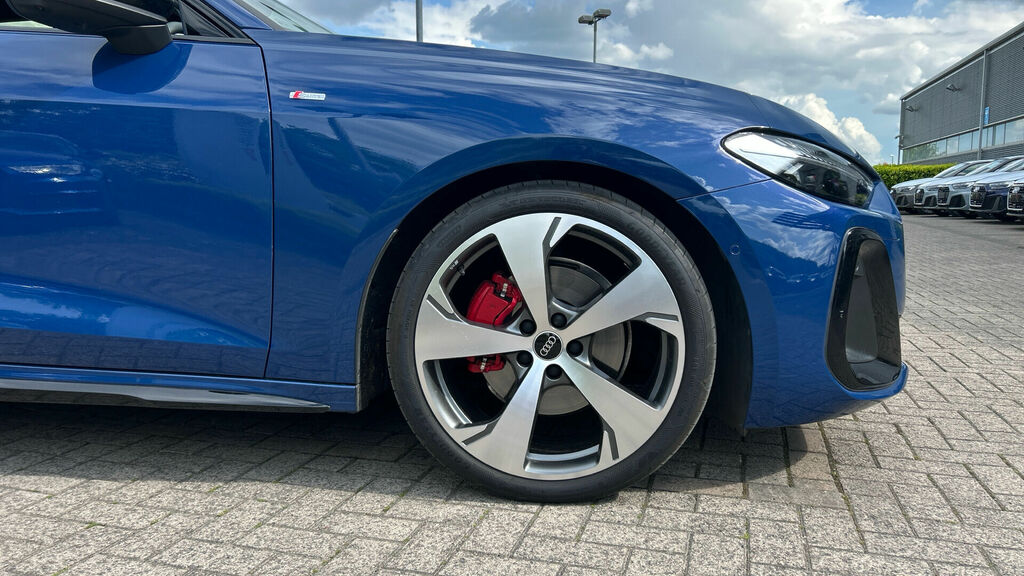 Audi A5 Avant 2.0 Tfsi Edition 1 S Tronic Euro 6 5-Door DE75CCK Blue #5