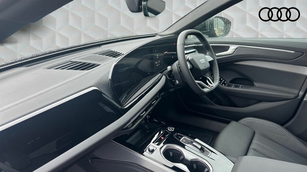 Audi A6 Saloon 2.0 E-hybrid5.9kwh S Line S Tronic Quattro Euro 6 KY26BZC Black #2