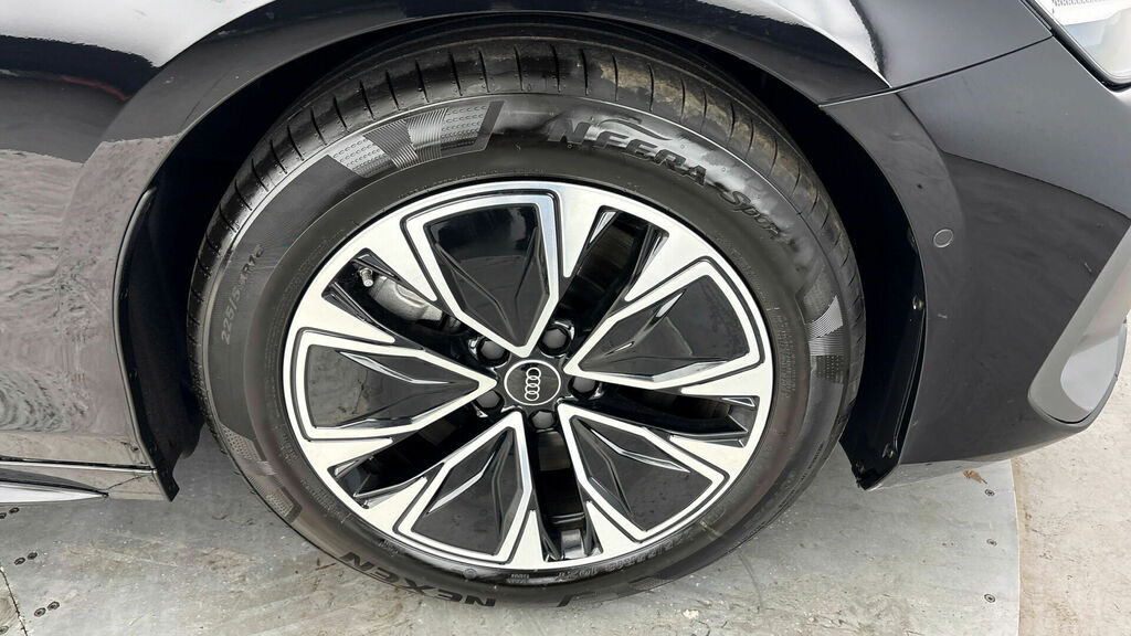 Audi A6 Saloon 2.0 E-hybrid5.9kwh S Line S Tronic Quattro Euro 6 KY26BXS Black #5