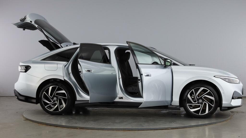 Volkswagen ID.7 Pro S 86Kwh Match Plus Fastback 5-Door Silver #6