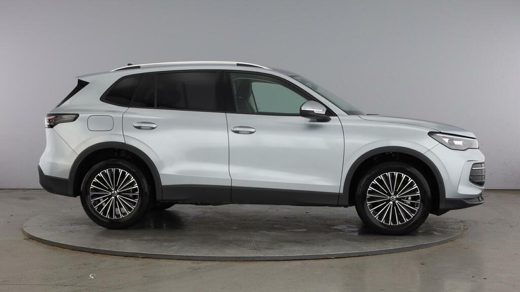 Volkswagen Tiguan Etsi Mhev Match Dsg Euro 6 5-Door Silver #3