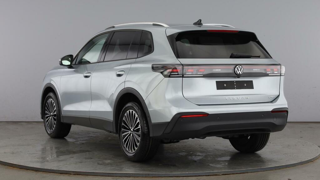 Volkswagen Tiguan Etsi Mhev Match Dsg Euro 6 5-Door Silver #2