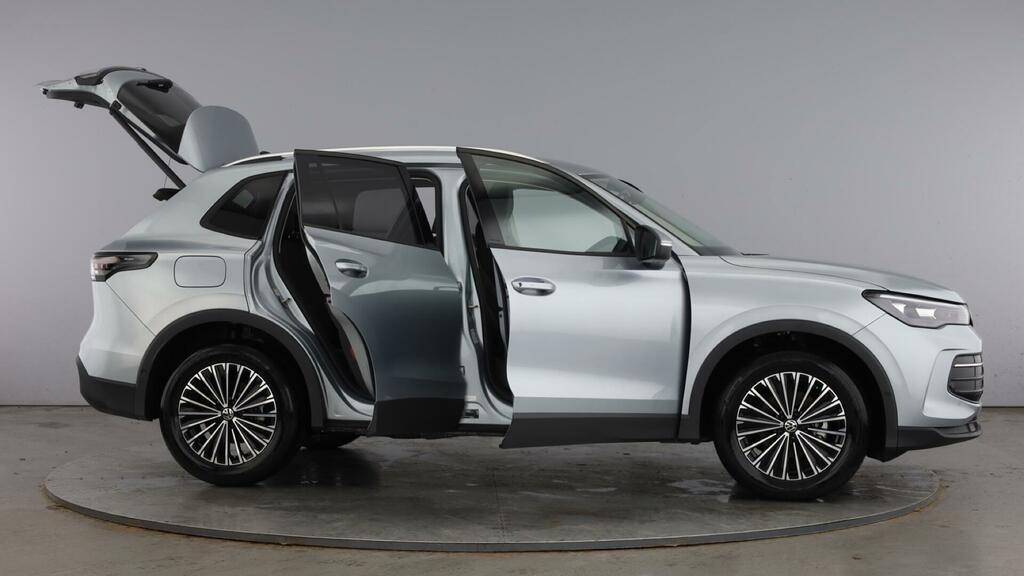 Volkswagen Tiguan Etsi Mhev Match Dsg Euro 6 5-Door Silver #6