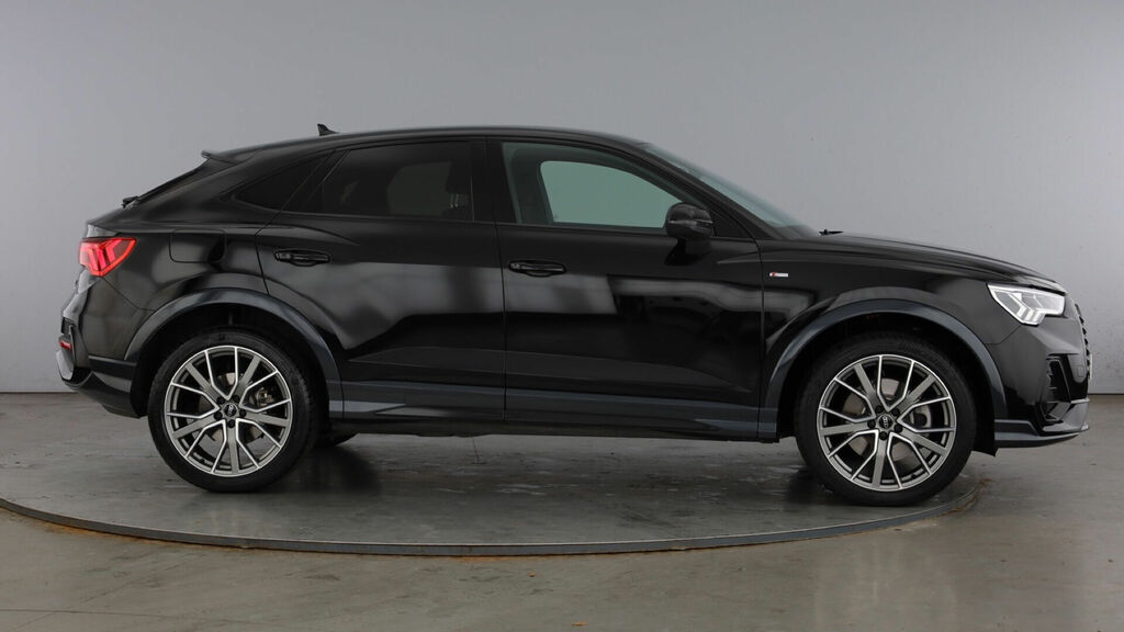 Audi Q3 2.0 Tfsi 40 Black Edition Sportback S Tronic Quatt WV75UXD Black #4