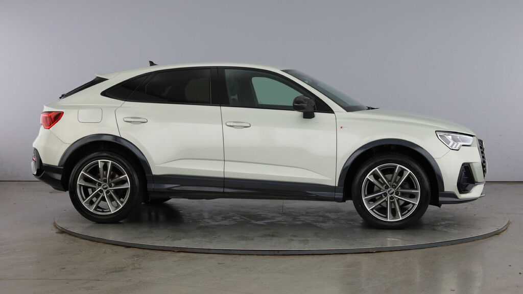 Audi Q3 2.0 Tdi 35 Black Edition Sportback Euro 6 5-Door Silver #4
