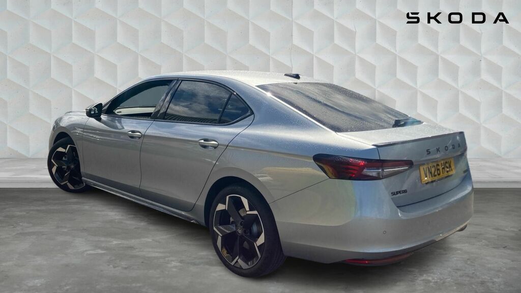 Skoda Superb Tsi E-tec Mhev Sportline Dsg Euro 6 5-Door VN26HSK Silver #3