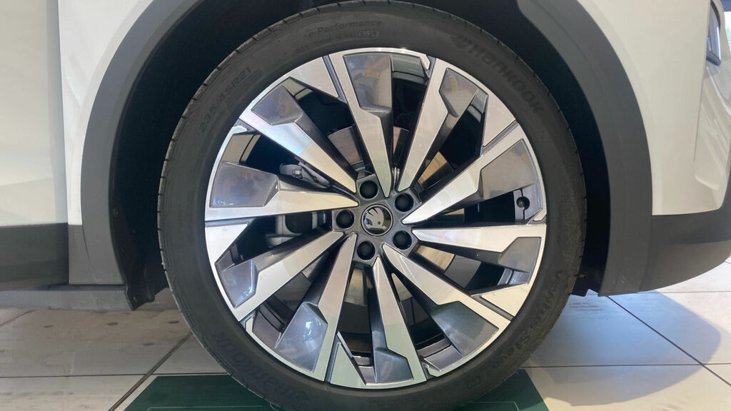 Skoda Elroq 63Kwh 60 Edition 5-Door VN26BXK White #5
