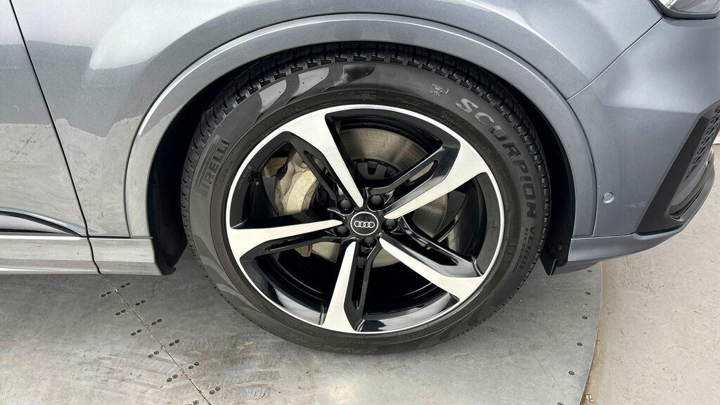 Audi Q7 3.0 Tdi V6 45 Black Edition Tiptronic Quattro Euro WM72JMO Grey #5