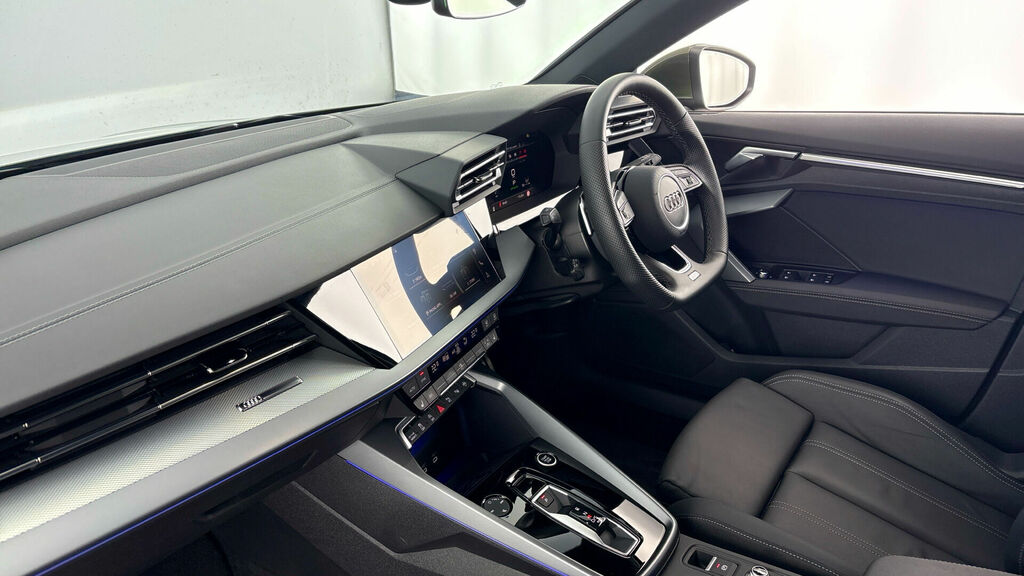 Audi A3 Tfsi S Line Sportback S Tronic Euro 6 5-Door WV75RUC Green #2