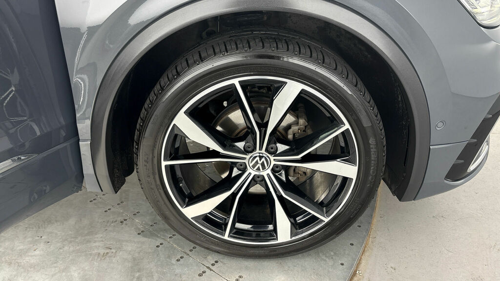 Volkswagen Tiguan Tsi R-line Dsg Euro 6 5-Door MJ24KHP Grey #5