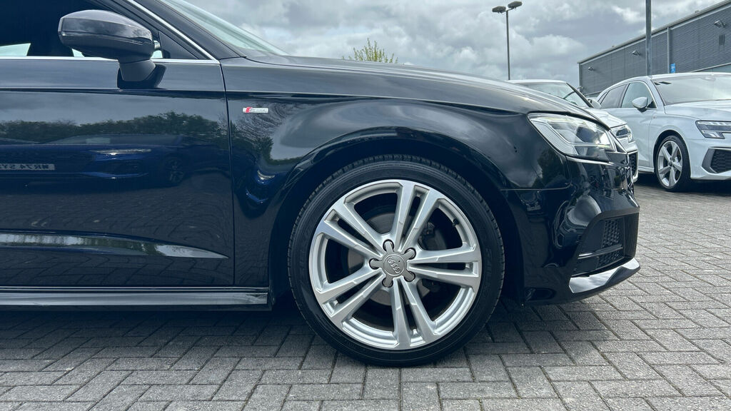 Audi A3 Tfsi 35 S Line Sportback Euro 6 5-Door Black #5