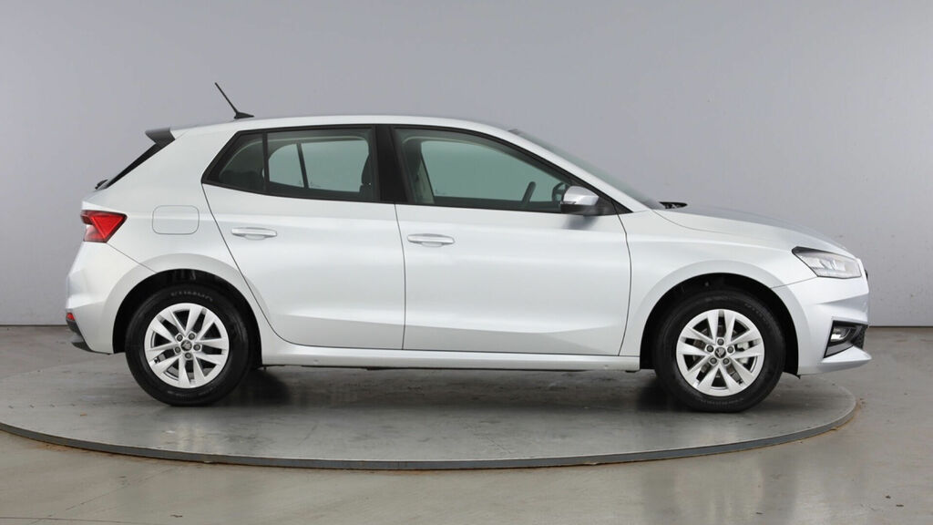 Skoda Fabia 1.0 Tsi Se Edition Euro 6 5-Door GD25FBK Silver #4
