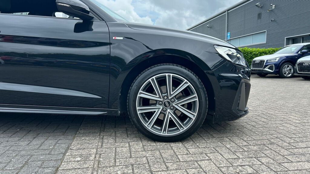 Audi A1 1.0 Tfsi 30 S Line Sportback S Tronic Euro 6 5-Doo WV23YXJ Black #5