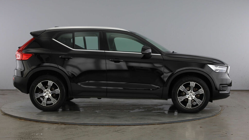 Volvo XC40 T3 Inscription Euro 6 5-Door Black #4