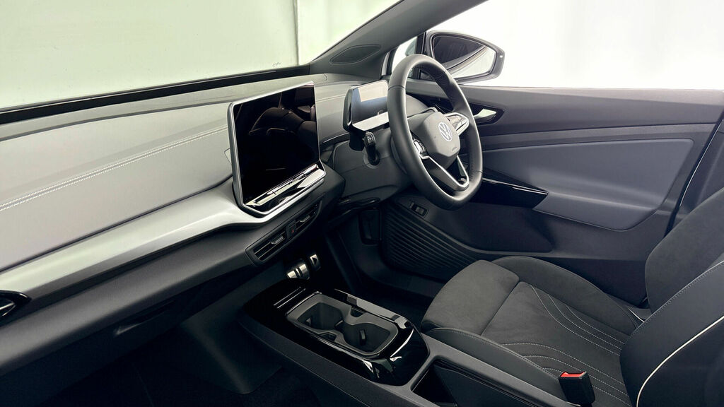 Volkswagen ID.4 Pro 77Kwh Black Edition 5-Door CA26UBH White #2
