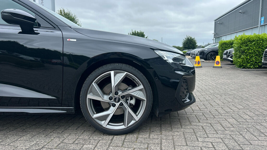 Audi A3 Tfsi Black Edition Sportback S Tronic Euro 6 5-Doo DE75RVR Black #5