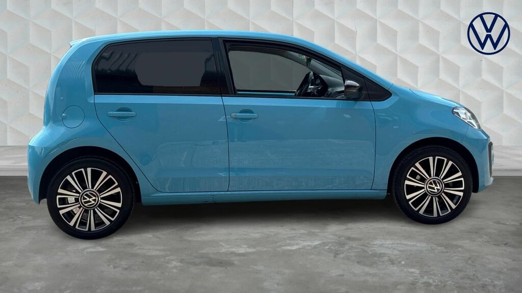 Volkswagen Up 1.0 Black Edition Euro 6 5-Door VE22MYT Blue #4