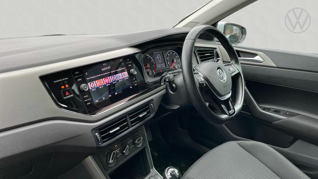 Volkswagen Polo 1.0 Tsi Match Euro 6 5-Door WP70AHX Silver #2