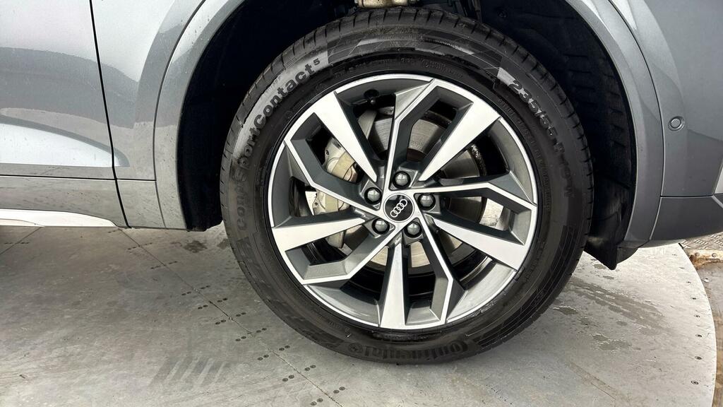 Audi Q5 2.0 Tdi 40 S Line S Tronic Quattro Euro 6 5-Door FY24WBZ Grey #4