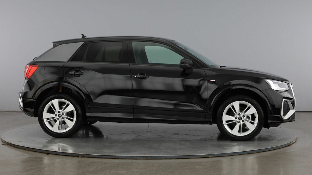 Audi Q2 Tfsi Cod 35 S Line Euro 6 5-Door CF75ZHU Black #4