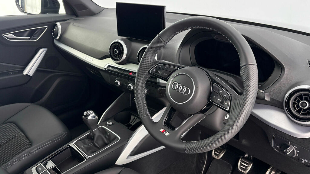 Audi Q2 Tfsi Cod 35 S Line Euro 6 5-Door CF75ZHU Black #6