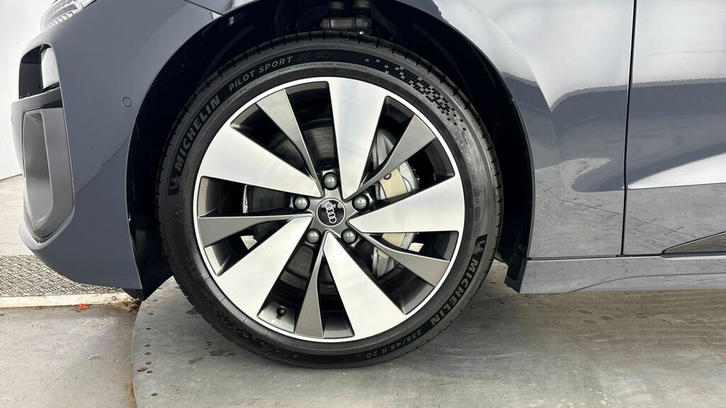 Audi A6 E-tron Avant 100Kwh Performance S Line 5-Door Grey #5