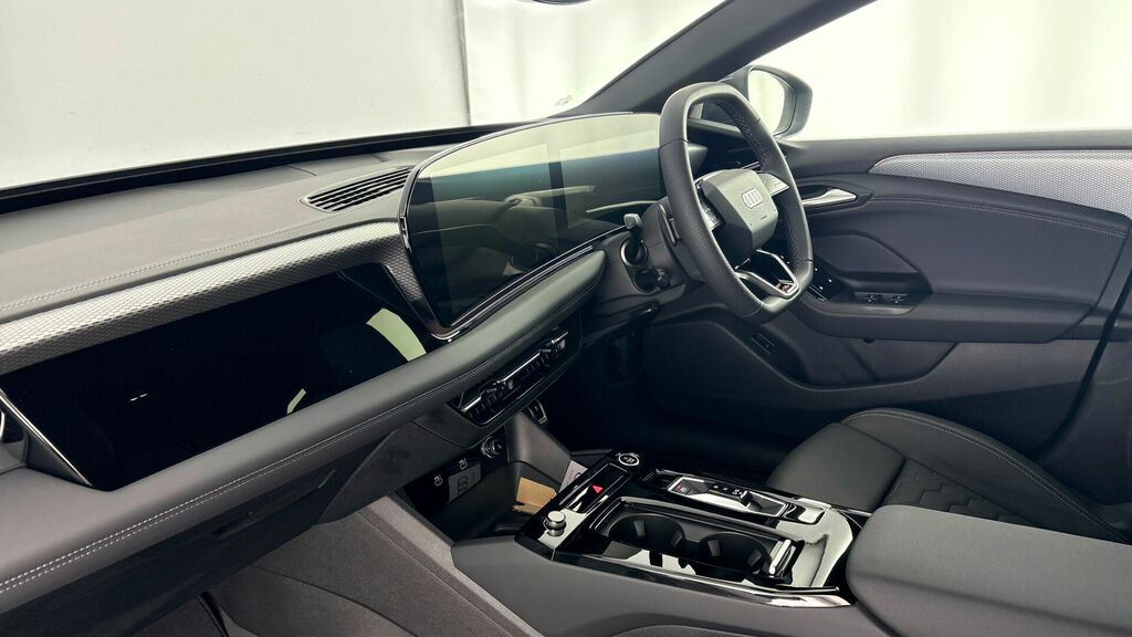 Audi A6 E-tron Avant 100Kwh Performance S Line 5-Door Grey #2