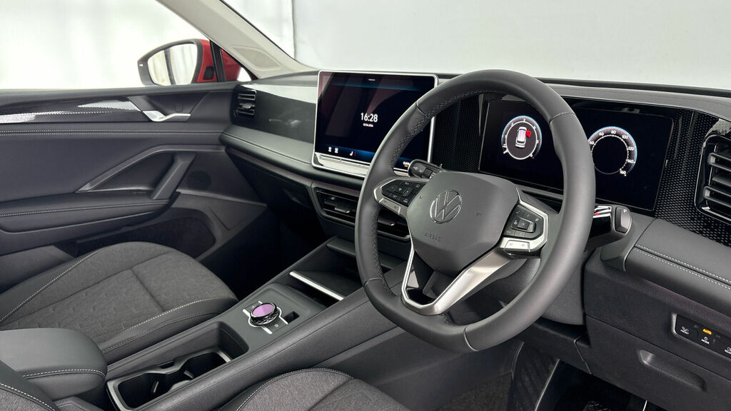 Volkswagen Tiguan 2.0 Tdi Match Dsg Euro 6 5-Door Red #6