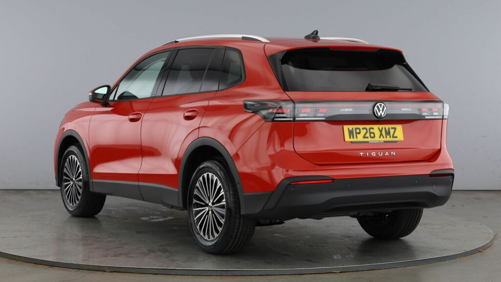 Volkswagen Tiguan 2.0 Tdi Match Dsg Euro 6 5-Door Red #3