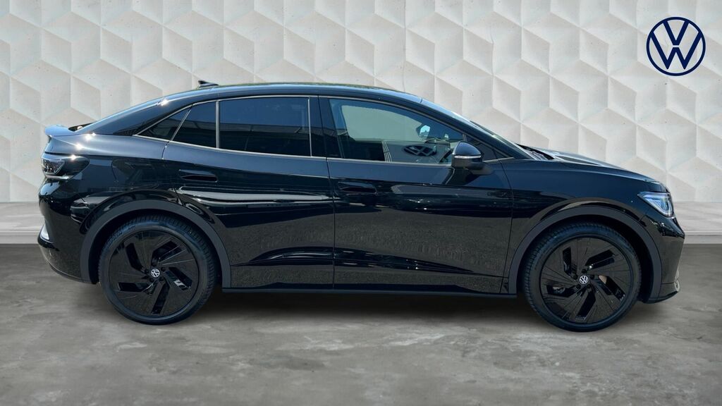 Volkswagen ID.5 79Kwh Gtx Edition 4Motion 5-Door Black #4