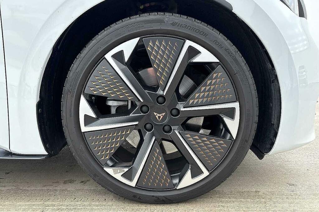 Cupra Born E-boost 59Kwh V3 5-Door White #4