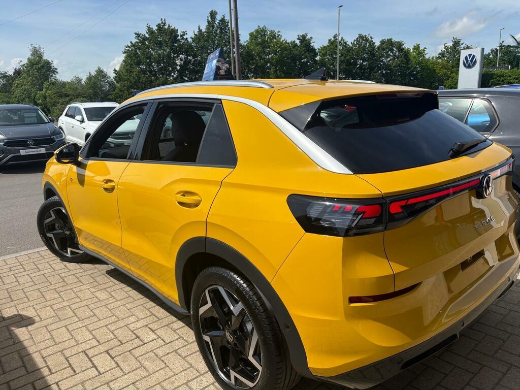 Volkswagen T-Roc New R-line 1.5 Etsi 150 Ps 7-Speed Dsg 5-Door Yellow #3