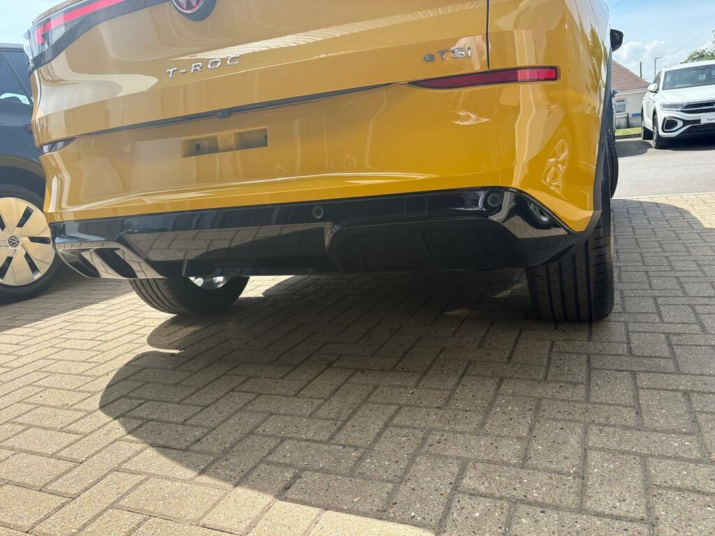 Volkswagen T-Roc New R-line 1.5 Etsi 150 Ps 7-Speed Dsg 5-Door Yellow #6