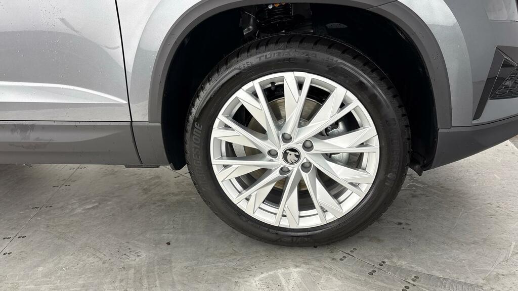 Skoda Karoq Se L Edition 1.5 Tsi 150 Ps Dsg Grey #4