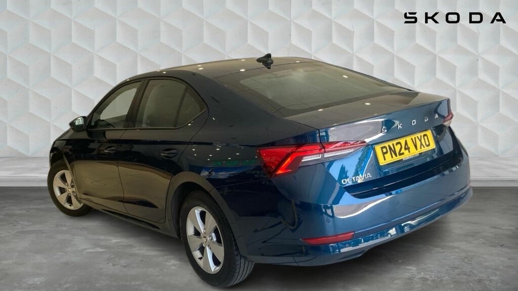 Skoda Octavia Tsi Act Se Technology Euro 6 5-Door PN24VXO Blue #3