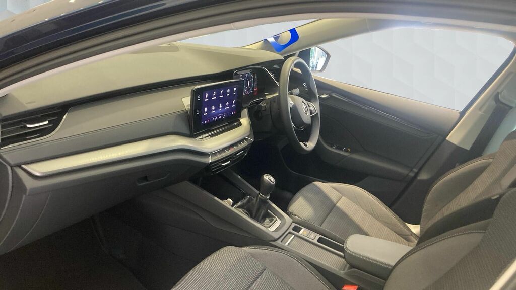 Skoda Octavia Tsi Act Se Technology Euro 6 5-Door PN24VXO Blue #2