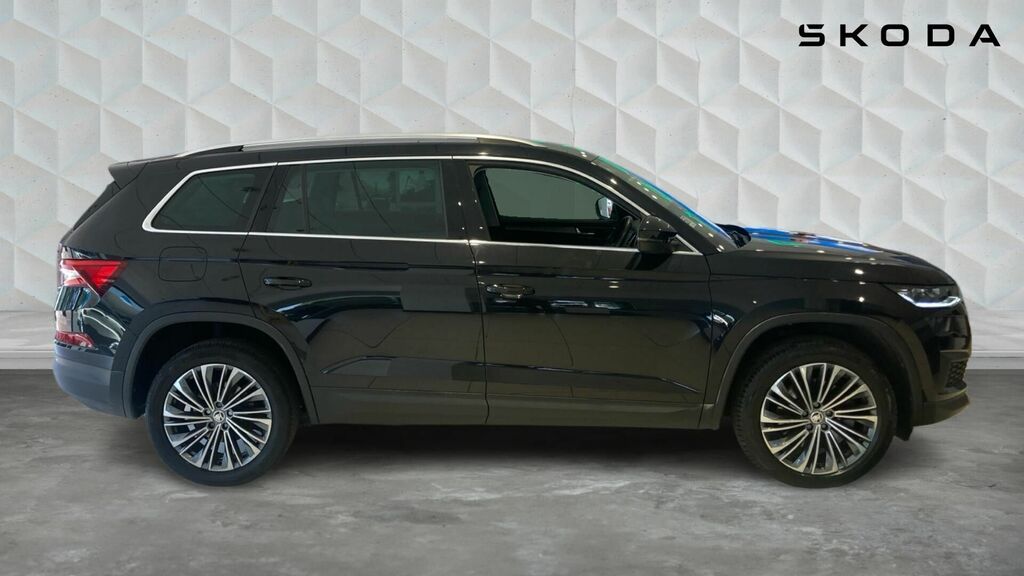 Skoda Kodiaq 2.0 Tdi Se L Executive Dsg 4Wd Euro 6 5-Door 7 Se FN23UFK Black #4