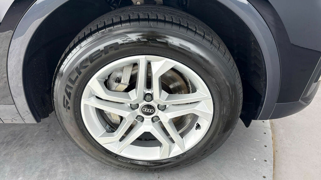Audi Q5 2.0 Tdi 40 Sport S Tronic Quattro Euro 6 5-Door CA23EUO Black #5
