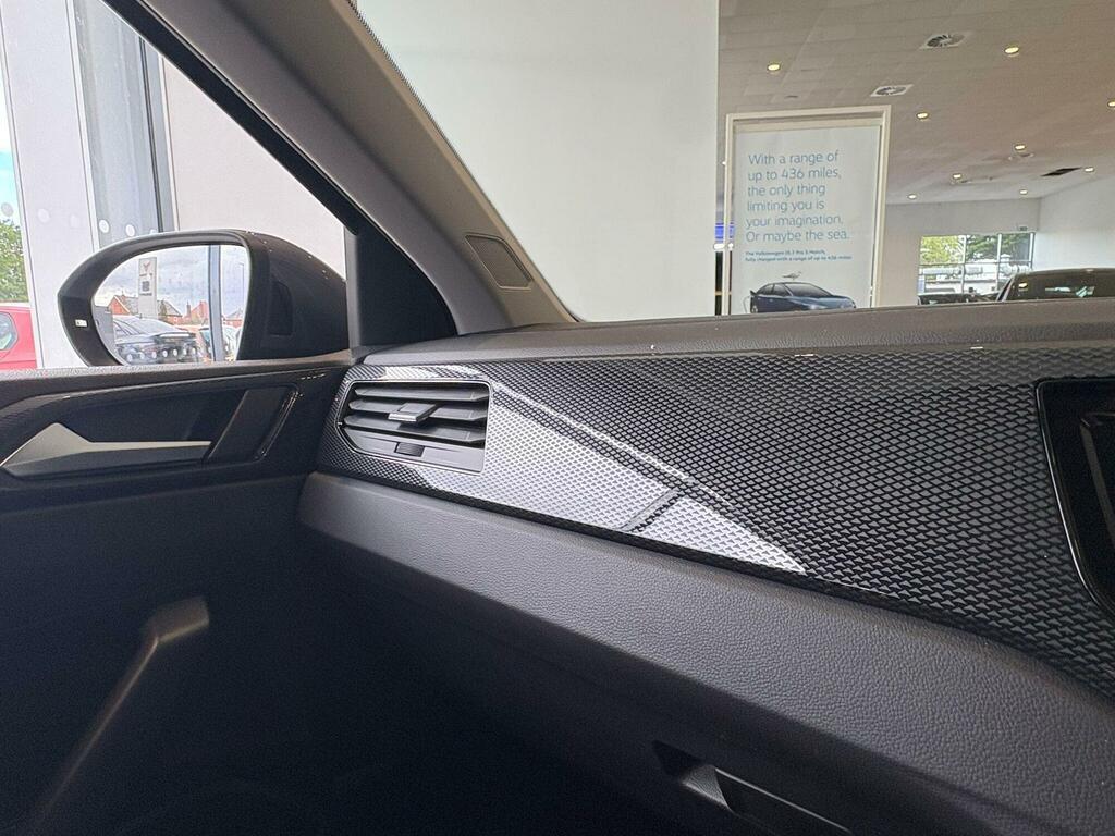 Volkswagen Taigo 1.0 Tsi 115 Match Heated Front Seats Space Black #41