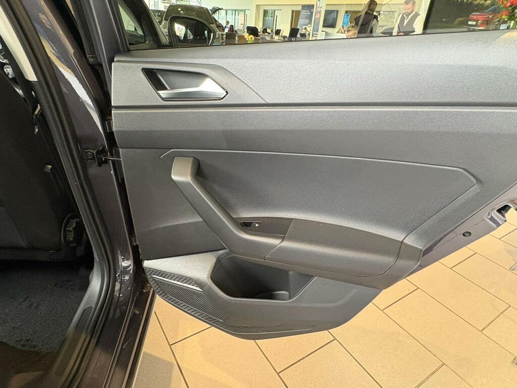 Volkswagen Taigo 1.0 Tsi 115 Match Heated Front Seats Space Black #22
