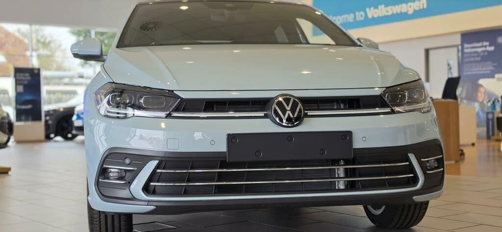 Volkswagen Polo Edition 50 1.0 Tsi 95 Ps 5-Speed 5-Door Blue